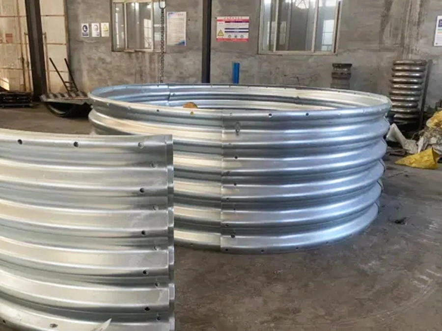 Corrugated metal culvert