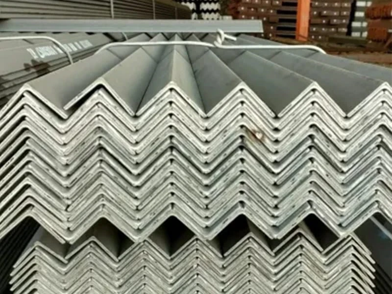High Quality S235jr Ss400 Section Steel Angle Bar